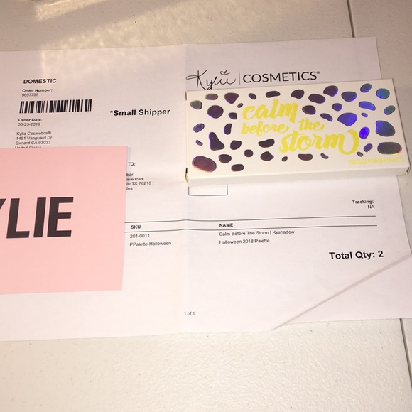 🎉HP🎉Kylie CALM BEFORE THE STORM Kyshadow - Picture 2 of 3